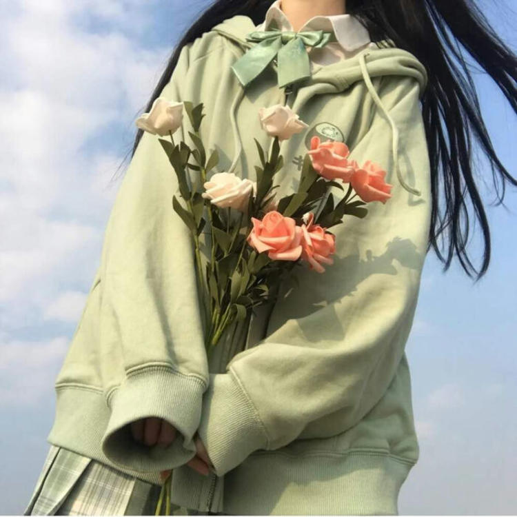 濑田宗次郎（身份：十刃最强、“天剑”、微笑的修罗） - 演唱会高清修复在线观看 - 电脑看视频